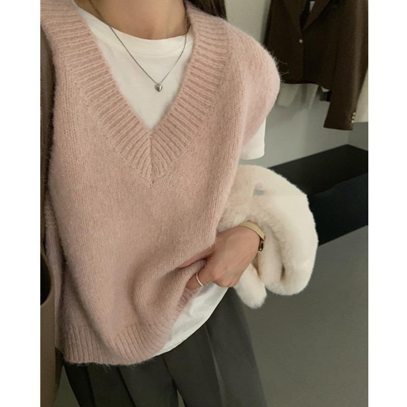 

Fashion Sleeveless Pullover Knitted Women Sweaters Vest New Autumn Winter V Neck Casual Loose Elegant Knitwear Bottoming Tops One Size розовый