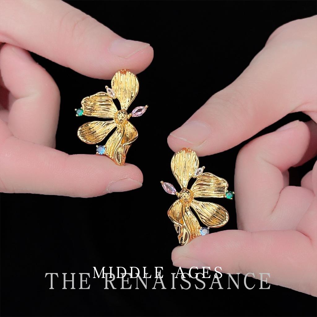 Medieval Heavy Industry Color Zircon Flower Stud Earrings French Retro Light Luxury Earrings Earrings