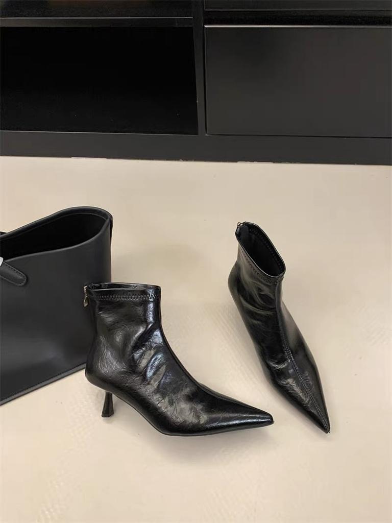 2025 Autumn and Winter New Temperament Fashionable Versatile Pointed High Heel Fashion Short Boots Rear Zipper Thin Heel Elastic Thin Boots