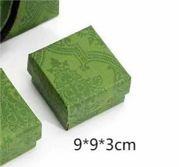 

Подарочная коробка «Звездный город» для доставки