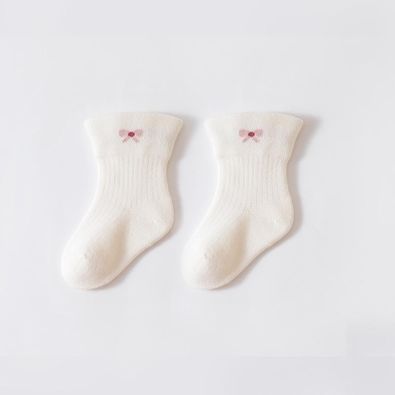 Xiyu Jia 2025 Babysocken: Niedliche Cartoons, Entkernte gekämmte Baumwolle, Klasse A, Herbst/Winter-Kollektion für Säuglinge