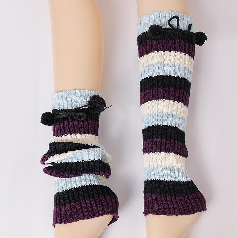 

Праздничные длинные вязаные носки со снежинками — теплый зимний и осенний стиль для модных девушек в Европе и Америке One Size, stripes синий/фиолетовый