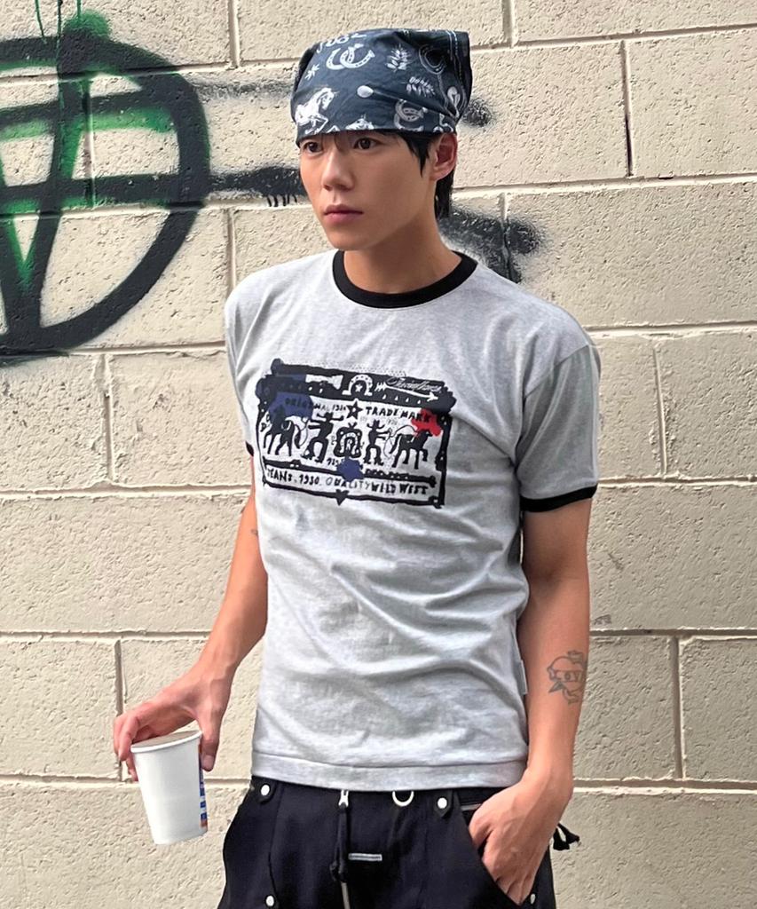 THEVINYLHOUSE Cowboy Pictogram Ringer Tee Gray