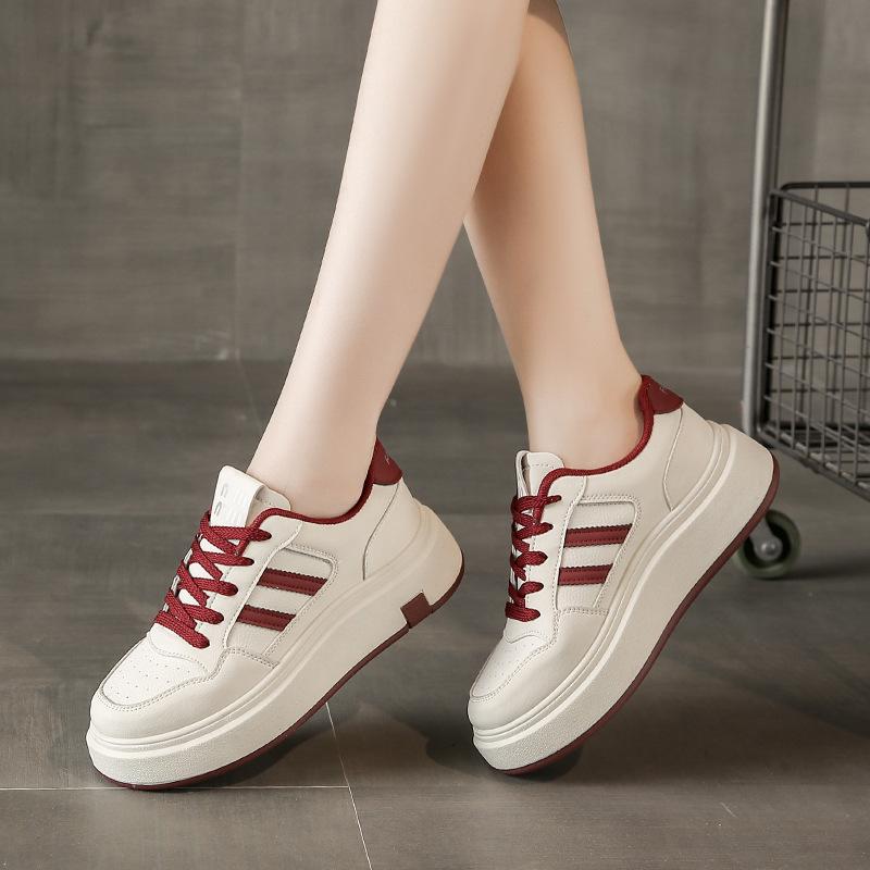 Popular Little White Shoes Women's Thick-soled Versatile 2025 Spring New High-end Lightweight Casual Sports Inner Height-increasing Board Shoes