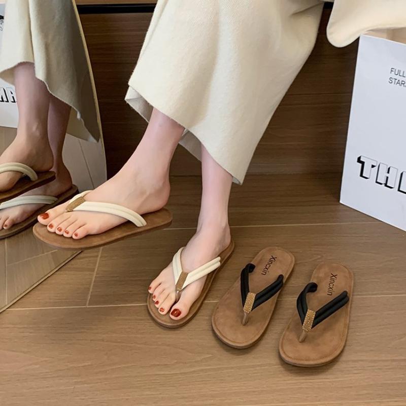 Beach Flat Bottom Sandals Women's Outdoor Wearable Slip-On Flip Flops French Evening Breeze High-End Sensation Summer New Style