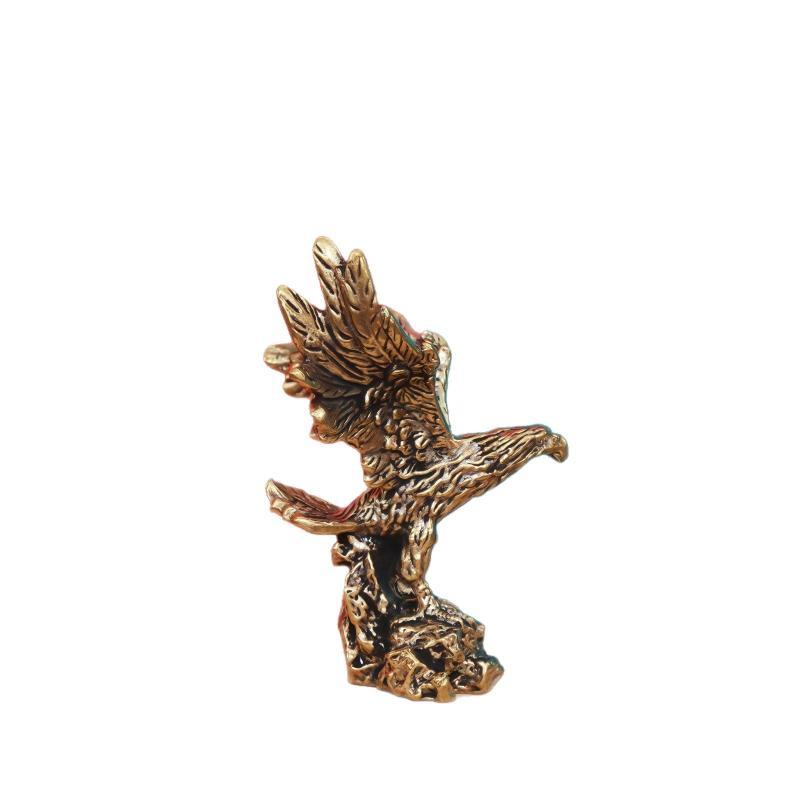 Vintage Brass Animal Eagle Figurine Antique Copper Statue Handmade Decorative Ornament for Living Room Entryway Decor