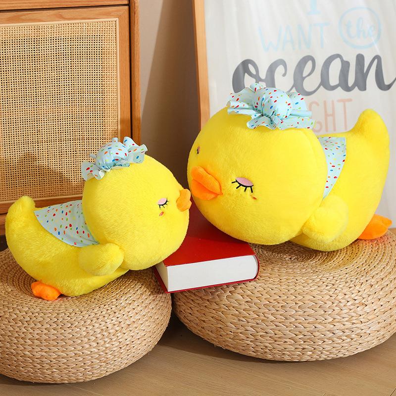 Cute duck throw pillow plush toy doll yellow duckling doll children sleep soothing doll
