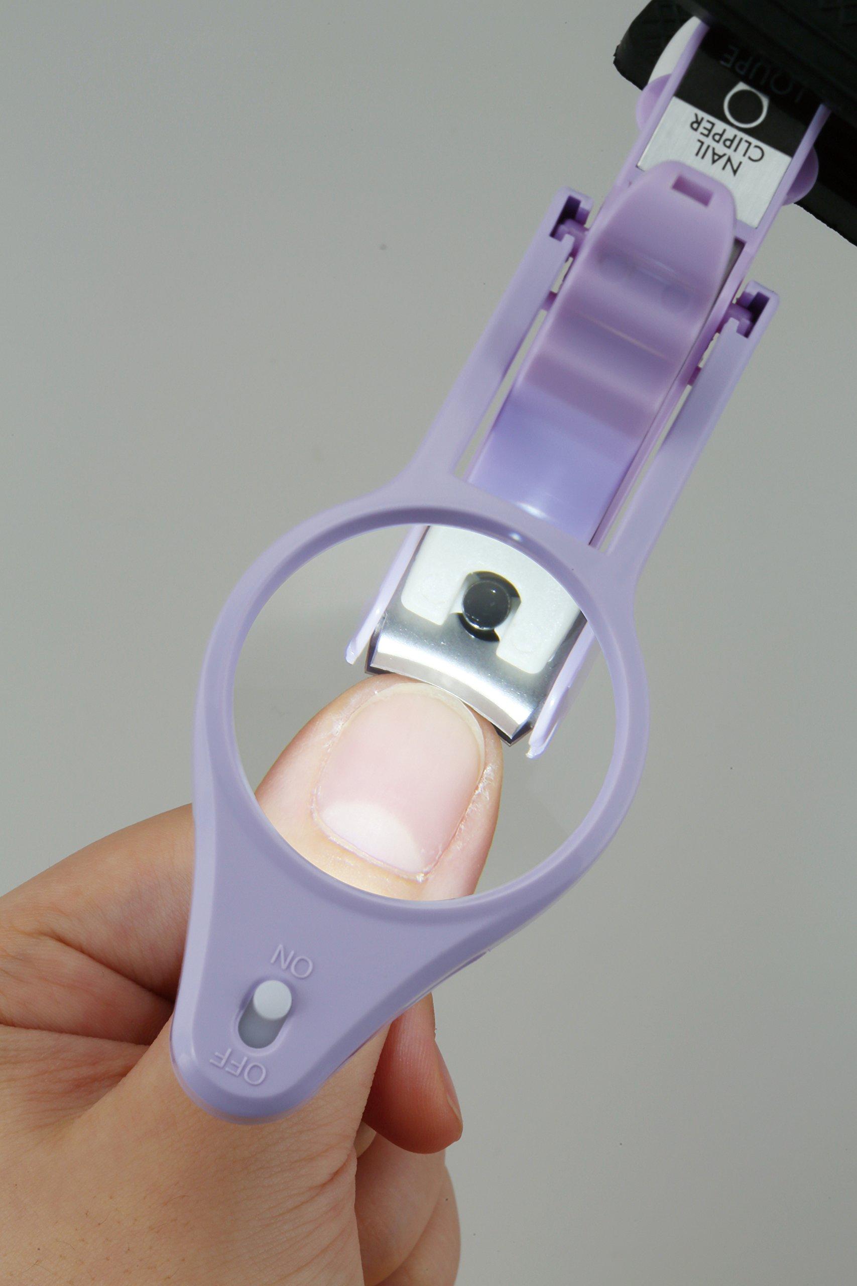 

Kai Corporation Aging Lab Nail Clippers with LED Magnifier KF1218