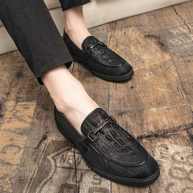 

Men s shoes summer and autumn British pointed leather shoes trendy fashion shoes men s pointed casual business leather shoes 38 чёрный