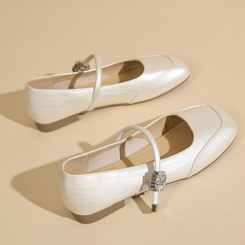 

Beautiful Mary Jane shoes women s summer new models with skirts, fashionable temperament, advanced not tired feet, flat shoes 35