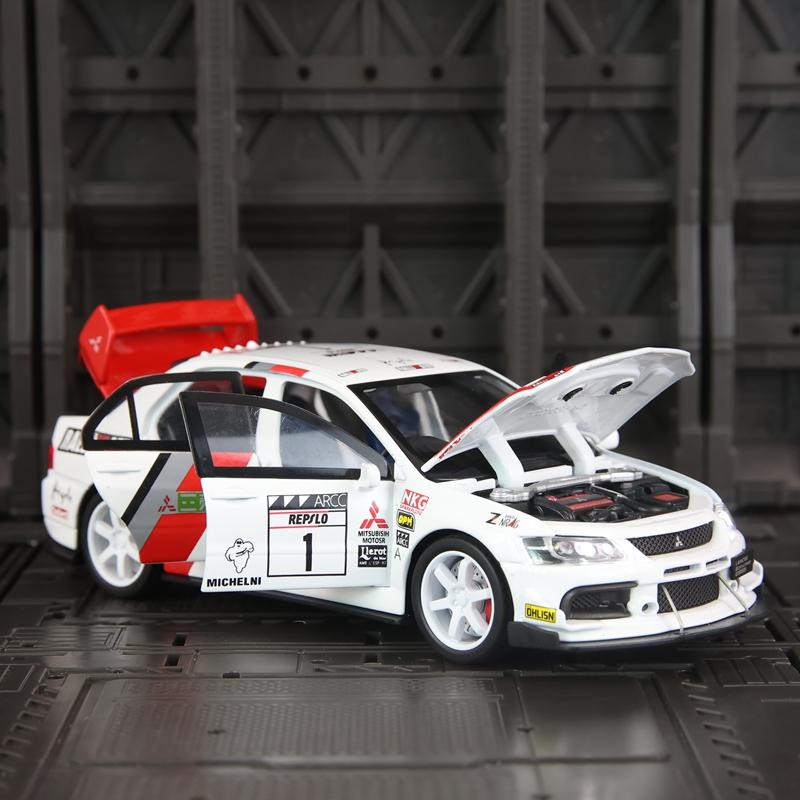 1:32 Mitsubishi 9th generation EVO alloy car model, doors and engine hood, trunk can be opened rich details, fine workmanship