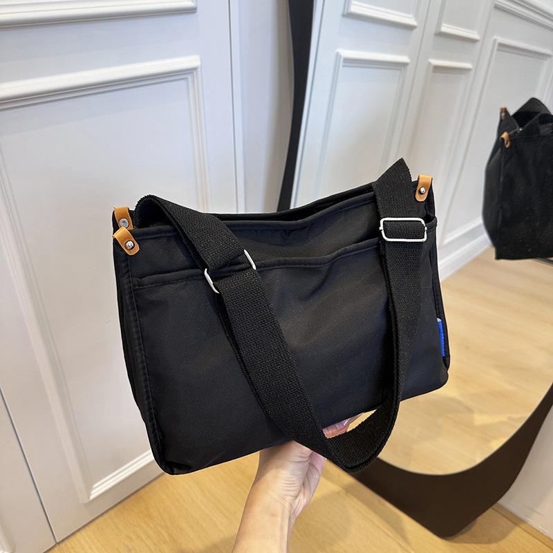 Nylontuchbeutel Tragetasche mit großer Kapazität Sommer neu einfach und vielseitig Schulter-Umhängetasche lässige einfarbige Tasche