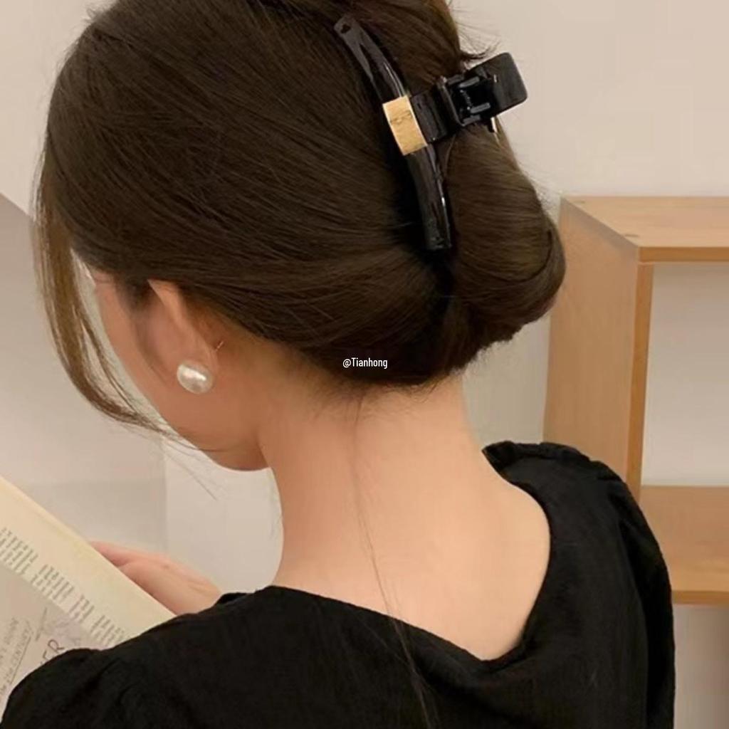 Korean Black Acrylic Updo Claw Hair Clip for Women