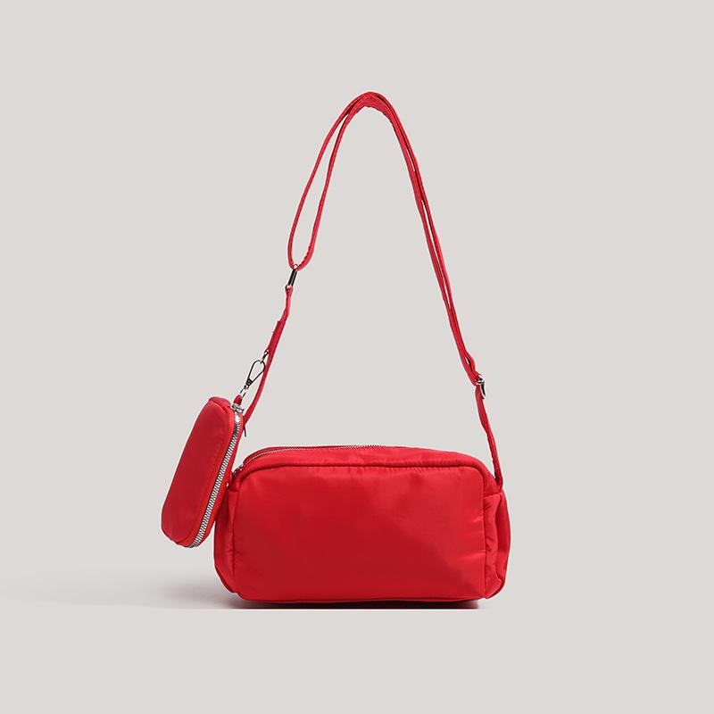 Red Casual Toast Bag Women s 2026 New Pillow Messenger Bag Women s Niche Versatile Fashion Shoulder Armpit Bag