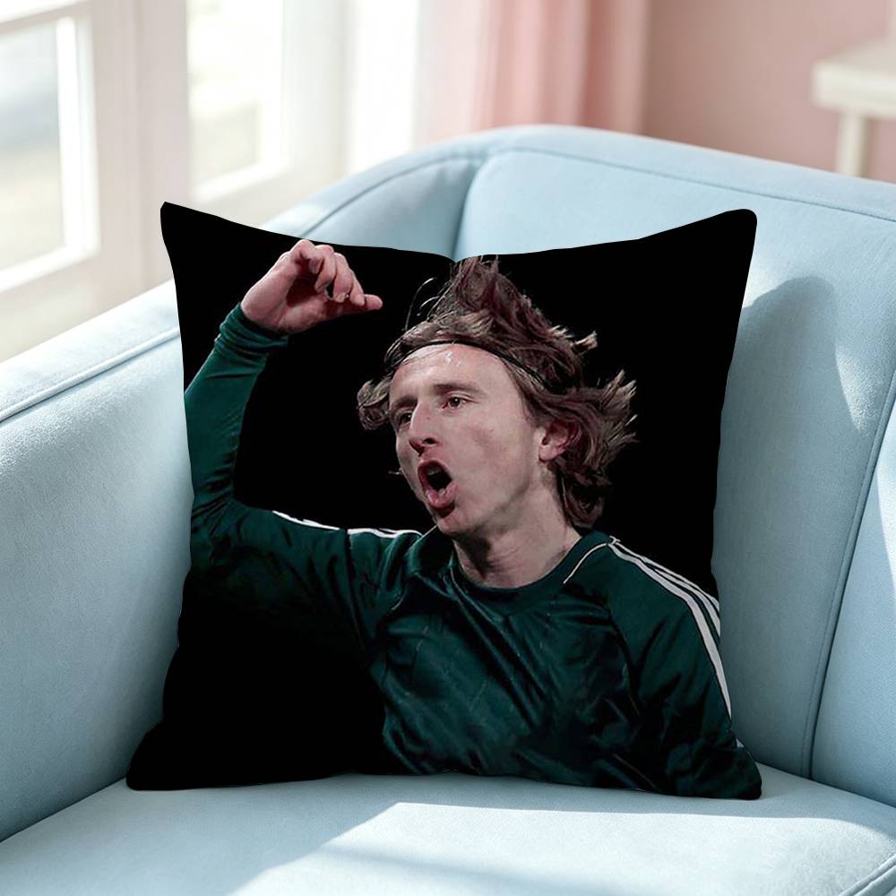Heißer Fußballstar Magie Modric Quadratisch Beidseitig bedruckt Kissenbezug Schlafzimmer Nachttischkissen Sofakissenbezug