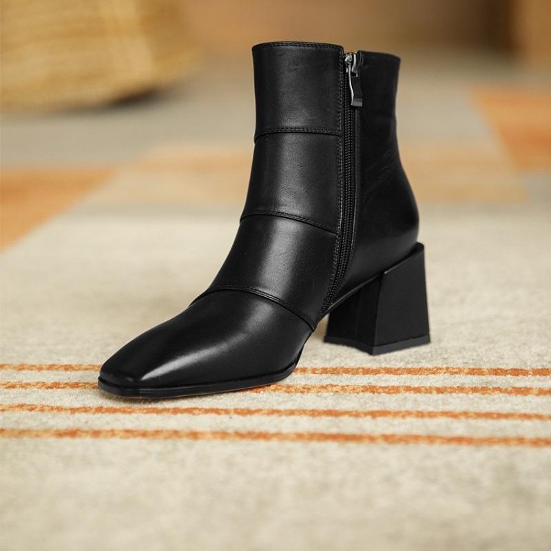 New Autumn and Winter Leather Shoes Women's Thick Heel Middle Heel Leather Black Short Boots Spring and Autumn Women's Shoes Soft Leather Martin Boots
