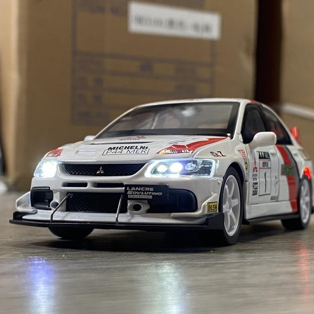 JDM 1:32 Mitsubishi Lancer Evolution EVO Petroleum Coating Version Alloy Diecast Model Simulation Sports Car Toy Gift For Friend