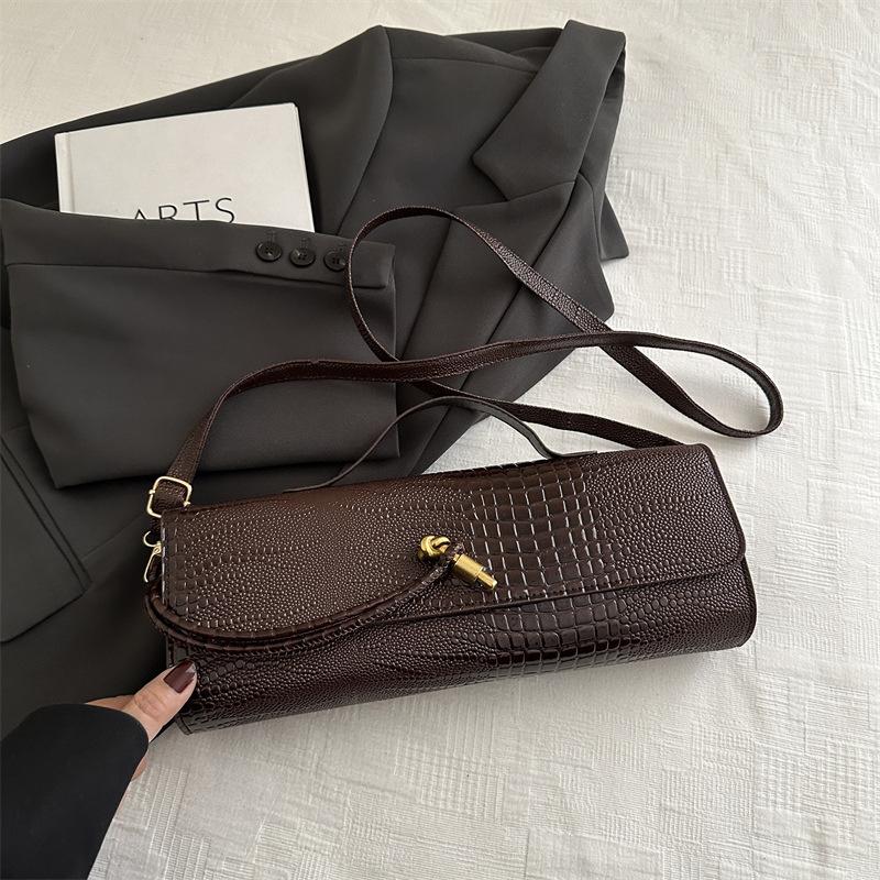 

Новая сумка женская европейская и американская мода 2025 лето повседневная маленькая квадратная сумка персонализированная мода зарубежный стиль сумка через плечо мессенджер женская