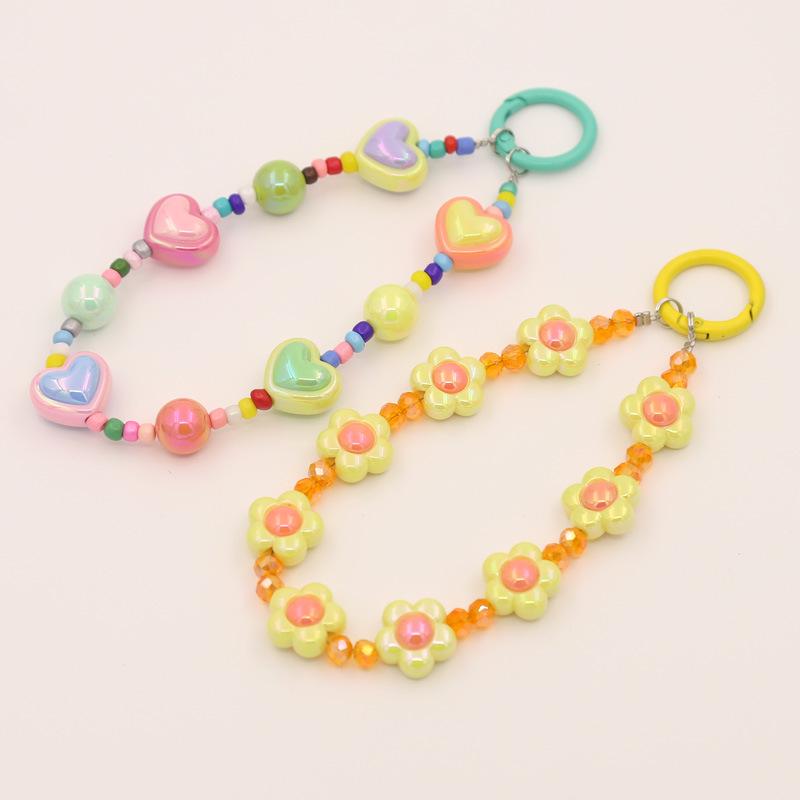 Versatile Beaded Keychain Pendant: Heart & Flower Lanyard Accessories