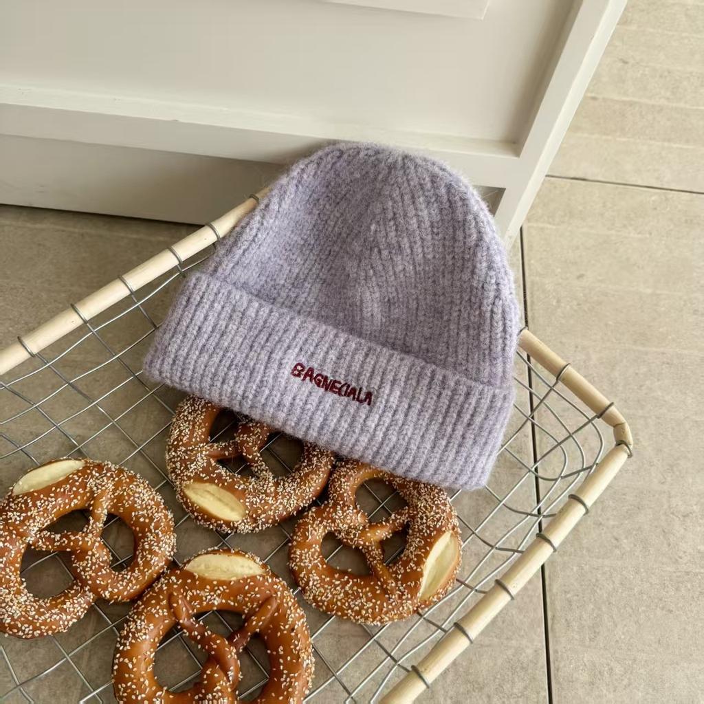 Letter Embroidered Wool Knitted Hat Women's Big Head Circumference Shows the Face Small Headgear Autumn and Winter New Warm and Cold Hat