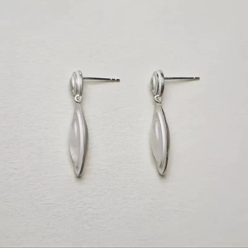 

Celebrity Style Oval Shell Slice Dangle Earrings - Elegant and Versatile Fashion Jewelry