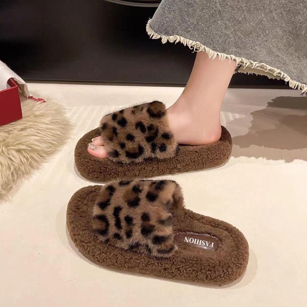 2024 Trendy Leopard Print Furry Slippers for Women - Autumn/Winter Outdoor & Home Wear with Thick Sole