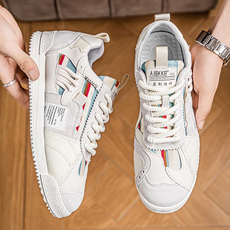 Fashion High Quality Men's Shoes Casual Sports Board Shoes for Men Running Lightweight Sneakers with Youthful Vitality Zapatos De Hombre