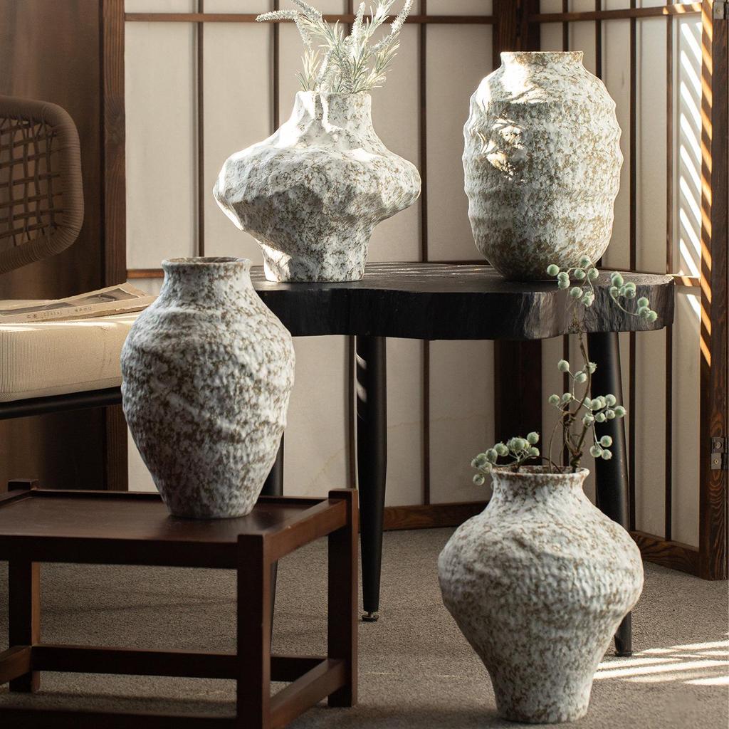 Jingdezhen Designer Wabi-Sabi Ceramic Flower Vase - Ornament Pottery Jar for Hydroponic Flowers and B&B Décor