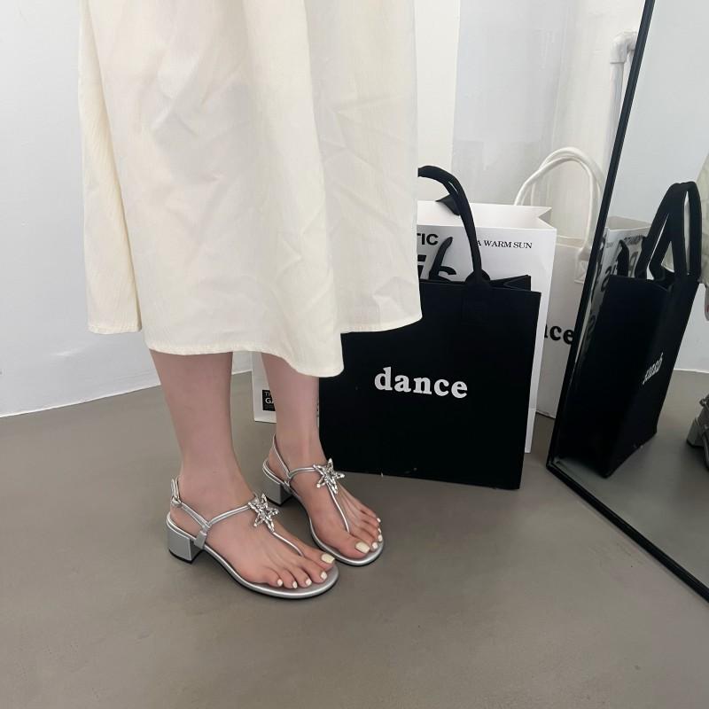 2013 Star~ Pentagram Rhinestone Buckle Pinch Foot Cover Thick Heel Fashion Sandals Women