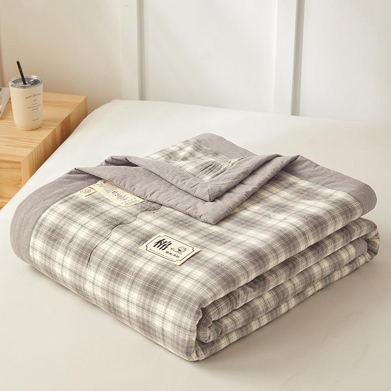 Xinjiang Cotton Summer Quilt: Machine Washable Blanket for Nude Sleeping and Air Conditioning