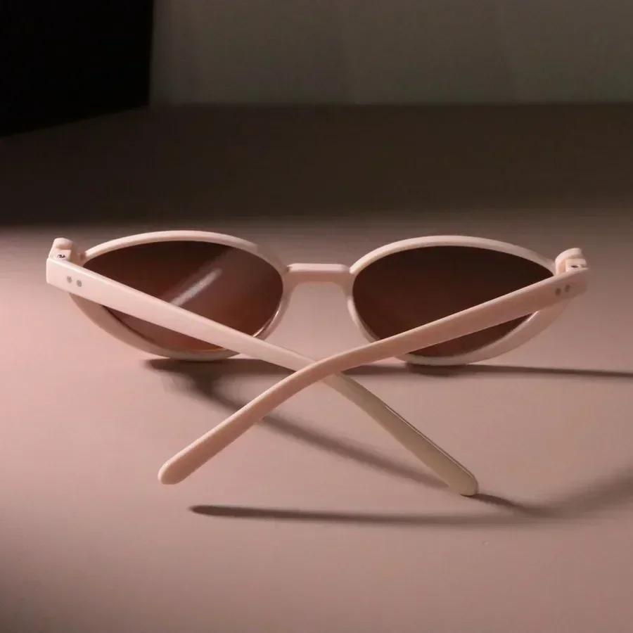 High Quality Classic Square Casual Fashion Sun Glasses Women Men Vintage Stylish Oval Shaped Minimalist Female Male
