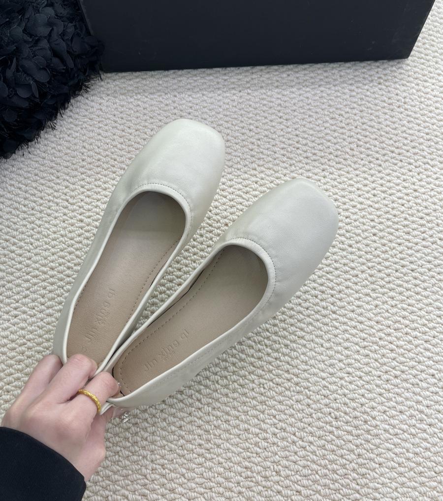 

Обувь Doudou, обувь для бабушки, весна и осень 2025, новые мягкие кожаные туфли с одной педалью, легкие вечерние туфли для нежной феи 40 бежевый