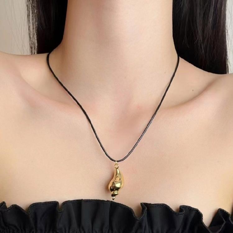 Conch Charm Necklace Rope Necklace Adjustable Chain Necklace Unique Conch Necklace Neck Jewelry for Various Occasion
