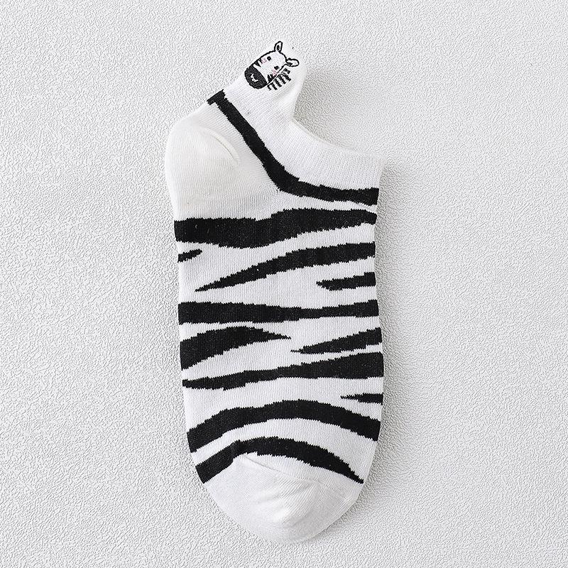 2021 Spring/Summer Zebra Embroidery Women's Boat Socks - Preppy Style, Trendy 3D Heel, Korean-Inspired Short Socks