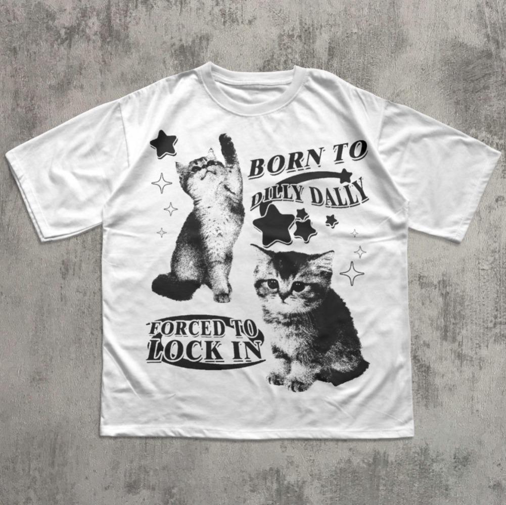 

Born To Dilly Dally Forced To Lock on Funny Y2K Kitten T-shirt Cat Meme Shirt Silly Cats Tee 2000s Tshirt Ironic Tees Cat Gift S разноцветный