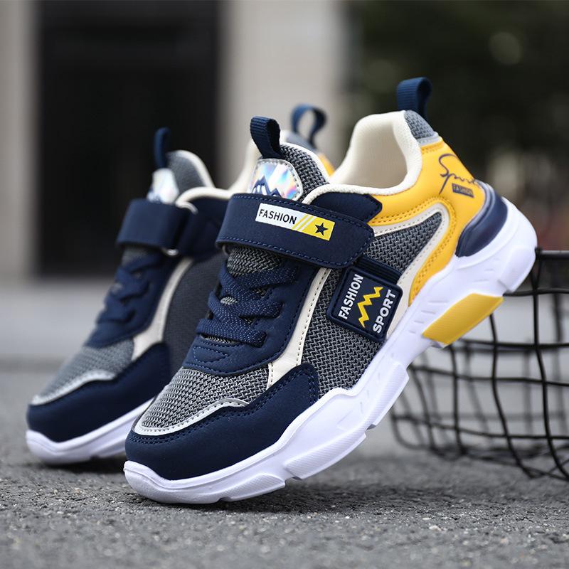 Student soft-soled running shoes children's sports shoes boys' shoes medium-sized older boys' spring and autumn breathable single pair of mesh shoes