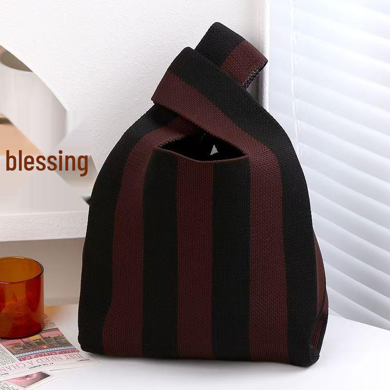 Cartoon Souvenir Hand-Carry Tote: Knitted Bag for Gifts, Candy, or Travel – Stylish and Spacious