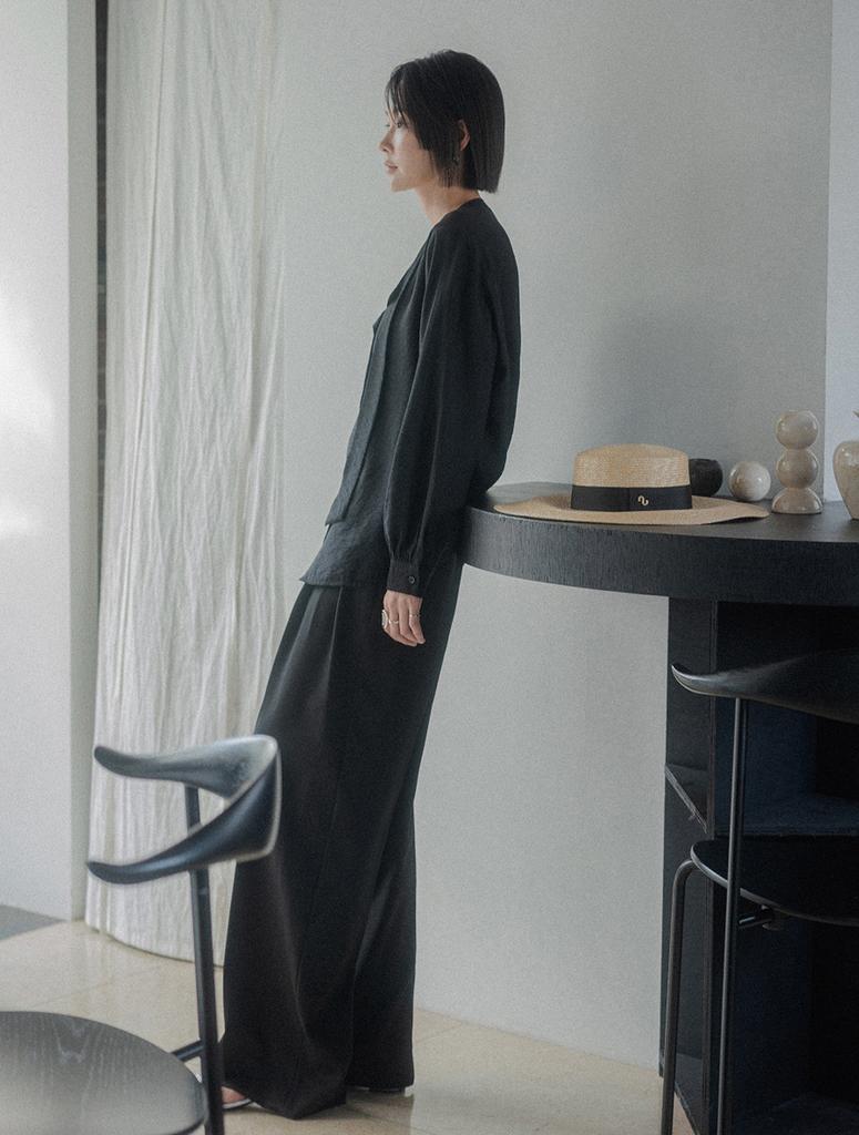 Memua Elbor Pintuck Wide Slacks (Black)
