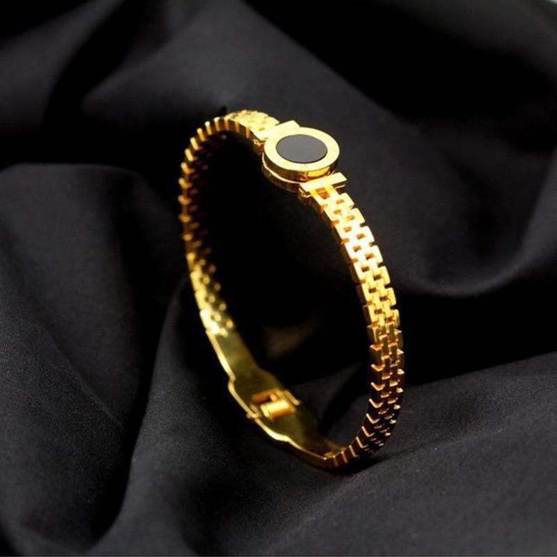 Unique Roman Letter Bangle Fashionable Engraved Love Wristband Handmade Gift for Her Trendy Women Wrist Accessories