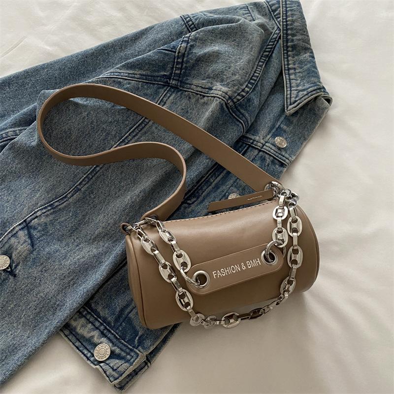 This Year's Popular Bag Women's Bag 2025 New Versatile Ins Niche Chain Messenger Bag Fashionable Shoulder Cylinder Bag