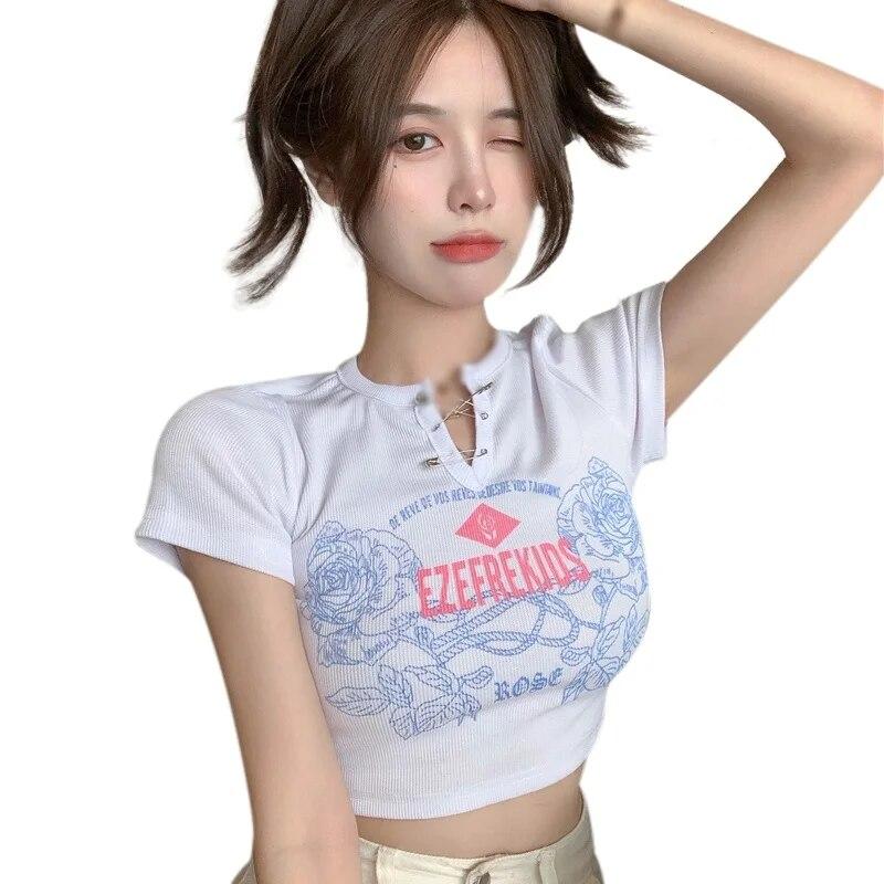 

Летний женский укороченный топ с v-образным вырезом и булавками, футболка в рубчик с коротким рукавом, облегающие укороченные футболки с цветочным принтом, базовая футболка M