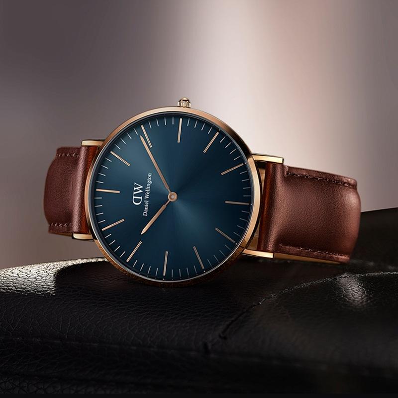 DANIEL WELLINGTON CLASSIC Series Watch Quartz Movement Leather Strap 40mm Black Dial Men's Watch Fashionable, Elegant, Simple and Versatile DW00100627