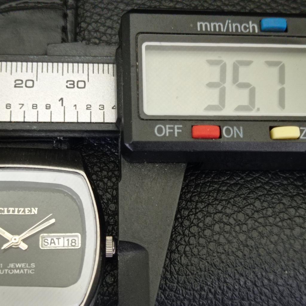 AUTOMATIC VINTAGE CITIZEN 8200 JAPAN MENS BLACK COLOR DIAL WATCH a702132-5 R208-a702132