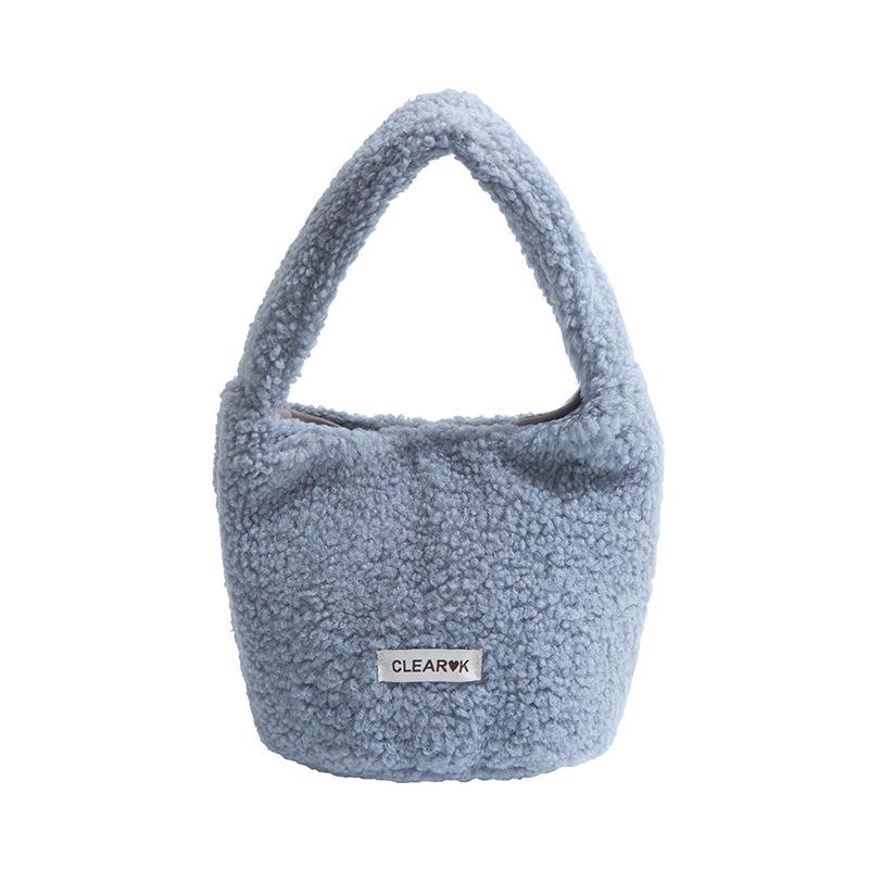 

Плюшевый тренд личности ягненок пушистый осень и зима новая модель пушистая кроссбоди портативная сумка-ведро женщина