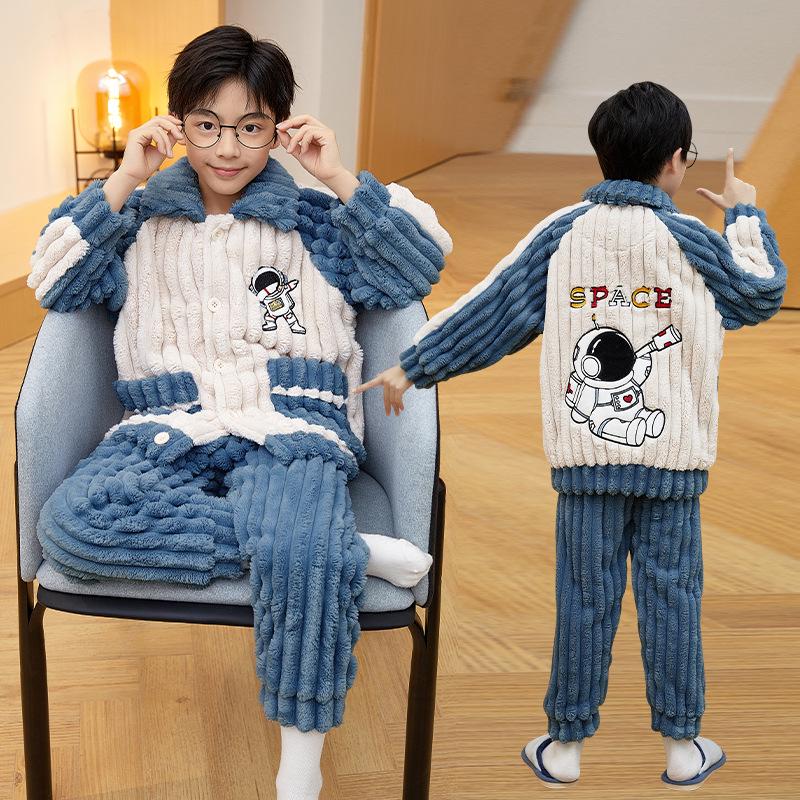 Cute Cartoon Boys' Coral Fleece Pajamas - Cozy Winter Flannel Sleepwear for Kids