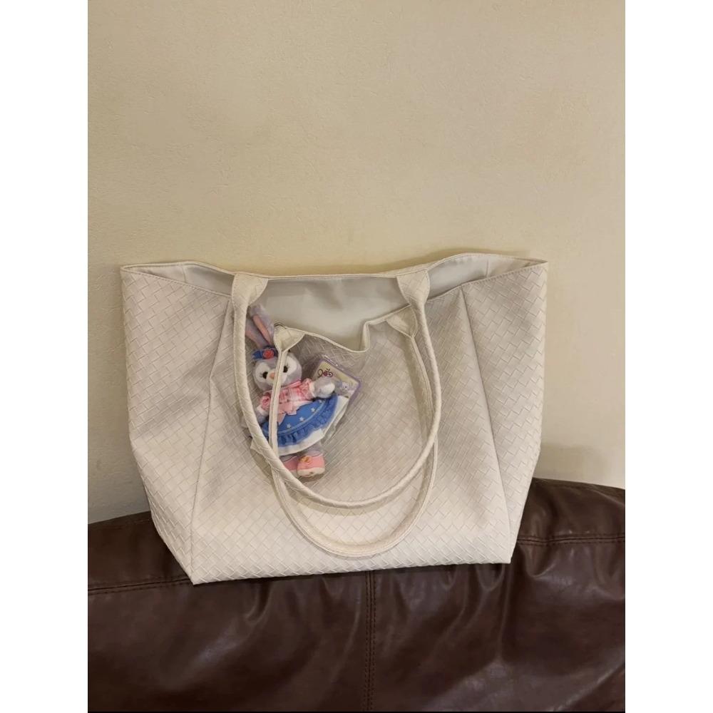 Korean woven bag women's 2025 new large-capacity commuter shoulder bag fashion portable tote bag shopping bag tide