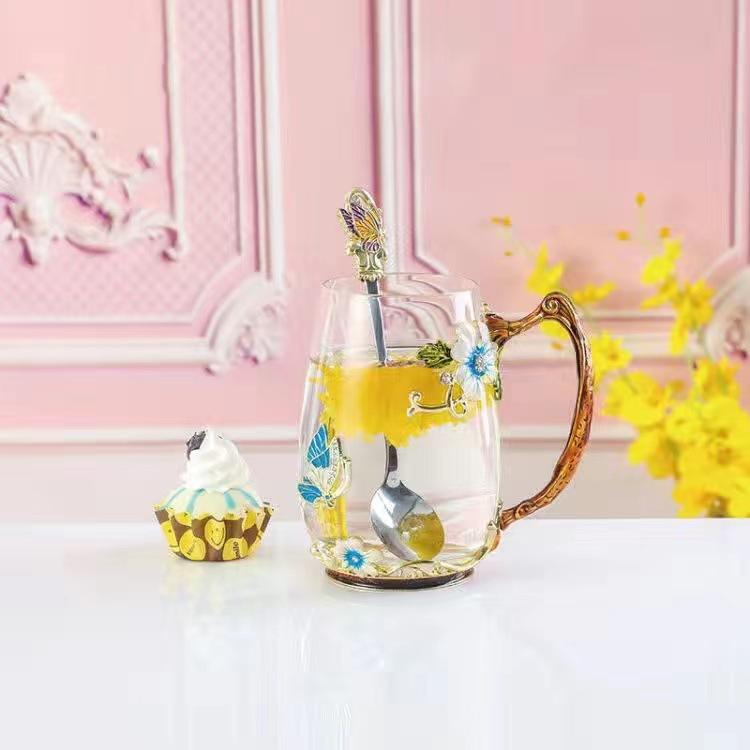 

Маленькая эмалированная чашка с изображением ромашки, небольшое стекло с росписью в виде свежего цветка, подарочный набор для чая для дома 350ml