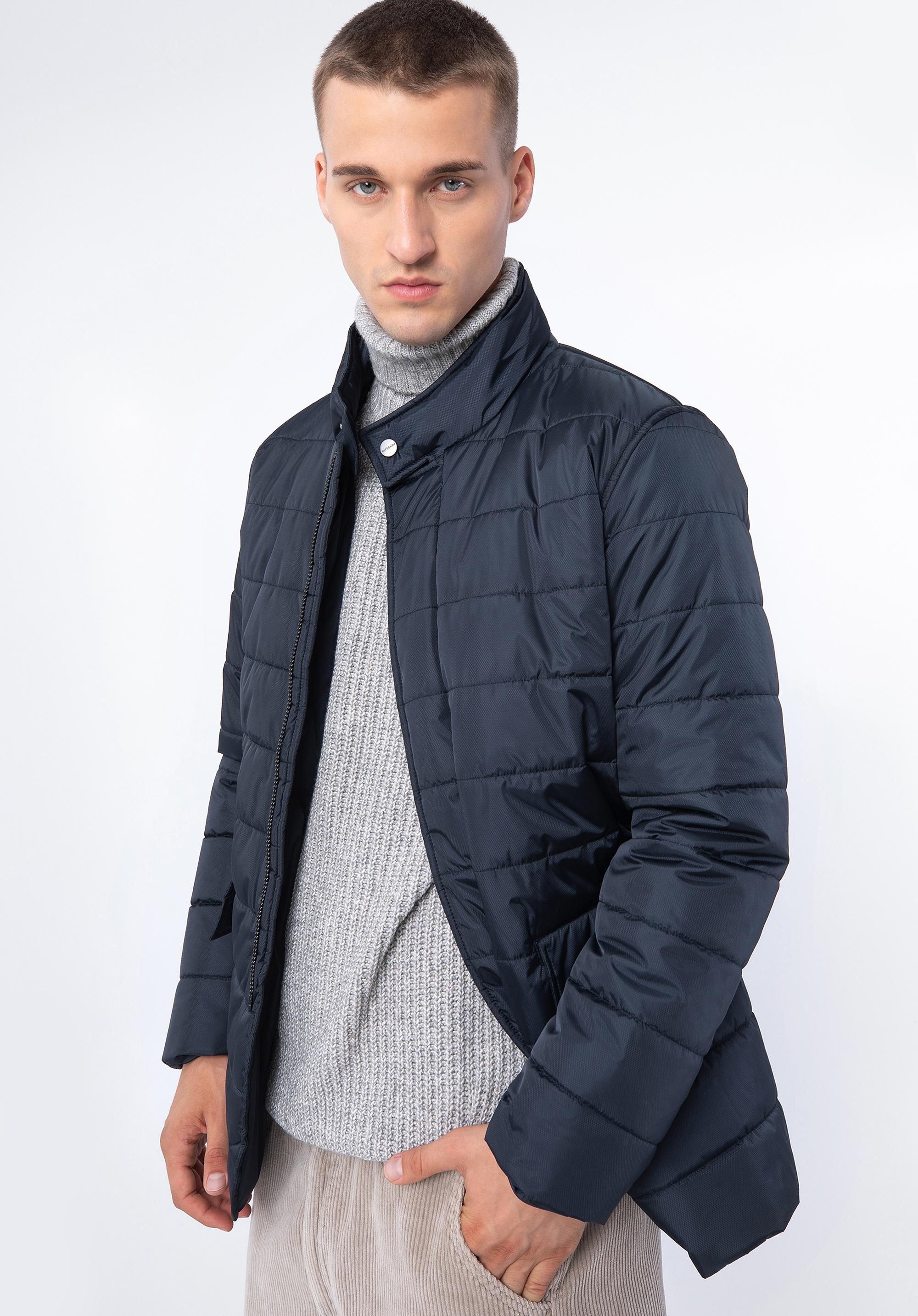 2666 fiyatlarından başlayan Wittchen Men's Navy Blue Quilted Nylon