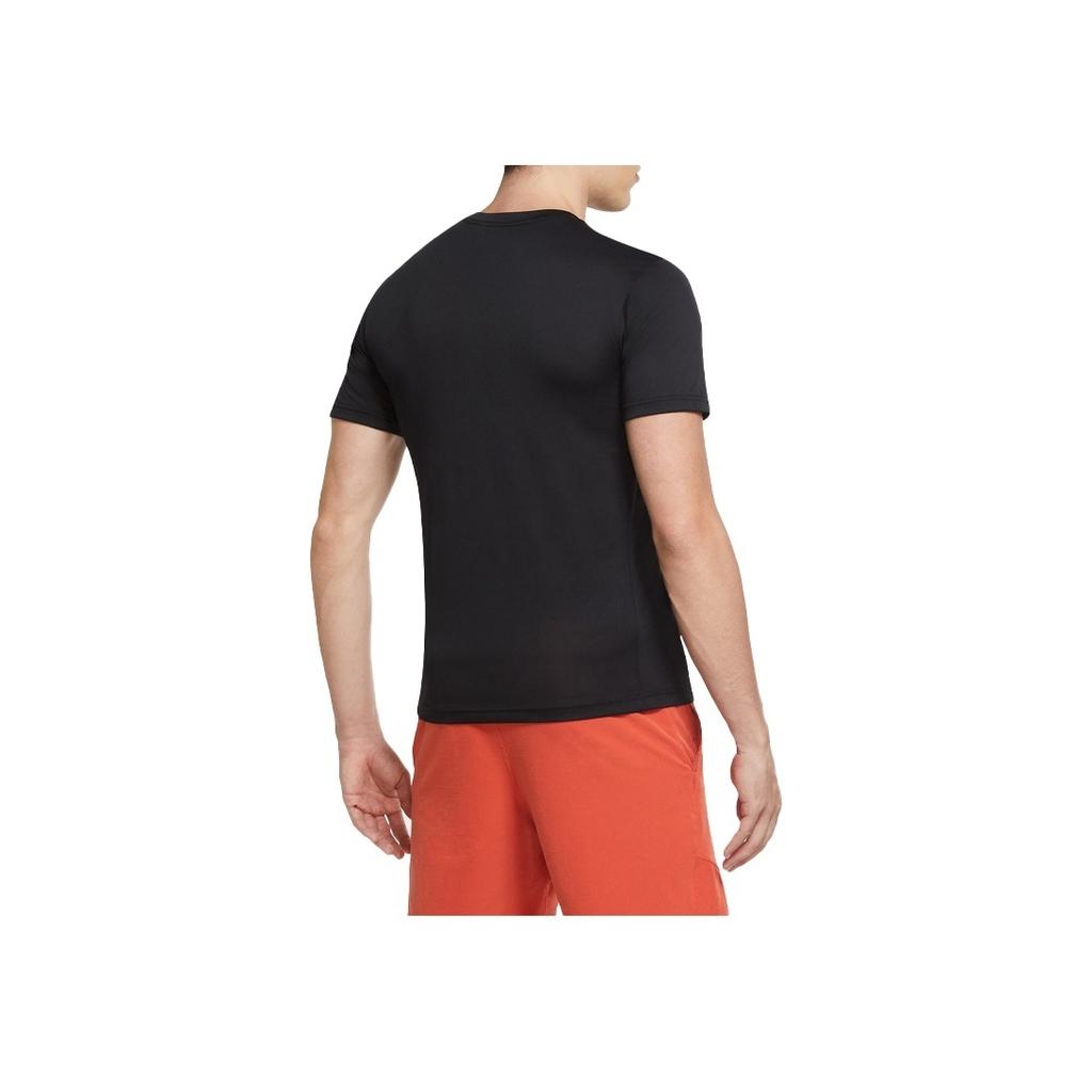 Nike Pánské tréninkové tričko s krátkým rukávem Dri-FIT Legend Topy Černé CU8489-010