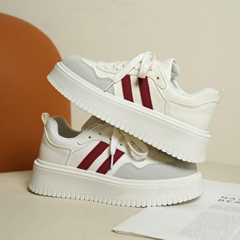 Niche heightening spring versatile board shoes little white shoes new summer retro lightweight soft-soled casual board shoes